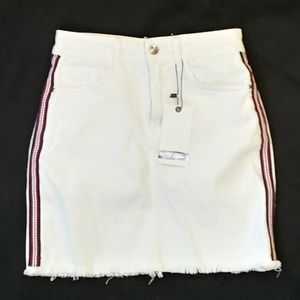 NWT, zara basic Z1975 denim white skirt, small